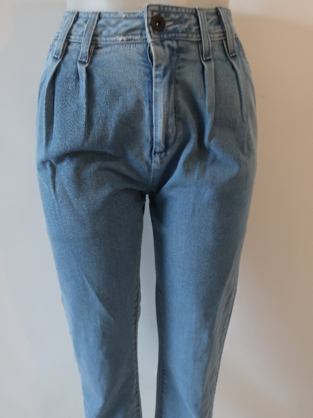 NWT Womens John John Lab Blue (Item- 71) Pleated Cotton High-Rise Denim Jeans 26